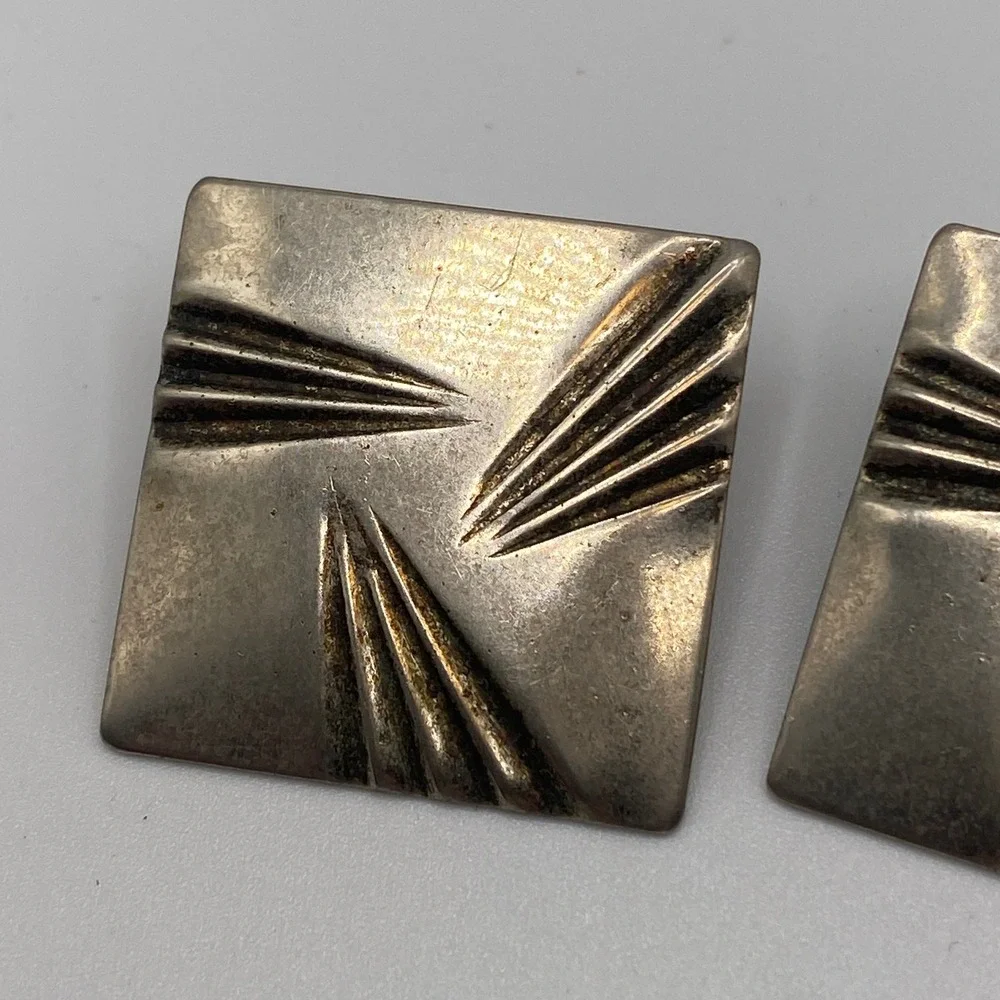 Vintage Silver Tone Earring Lot 3 Pairs Pierced Studs Shell Fan Art Deco Square‎
